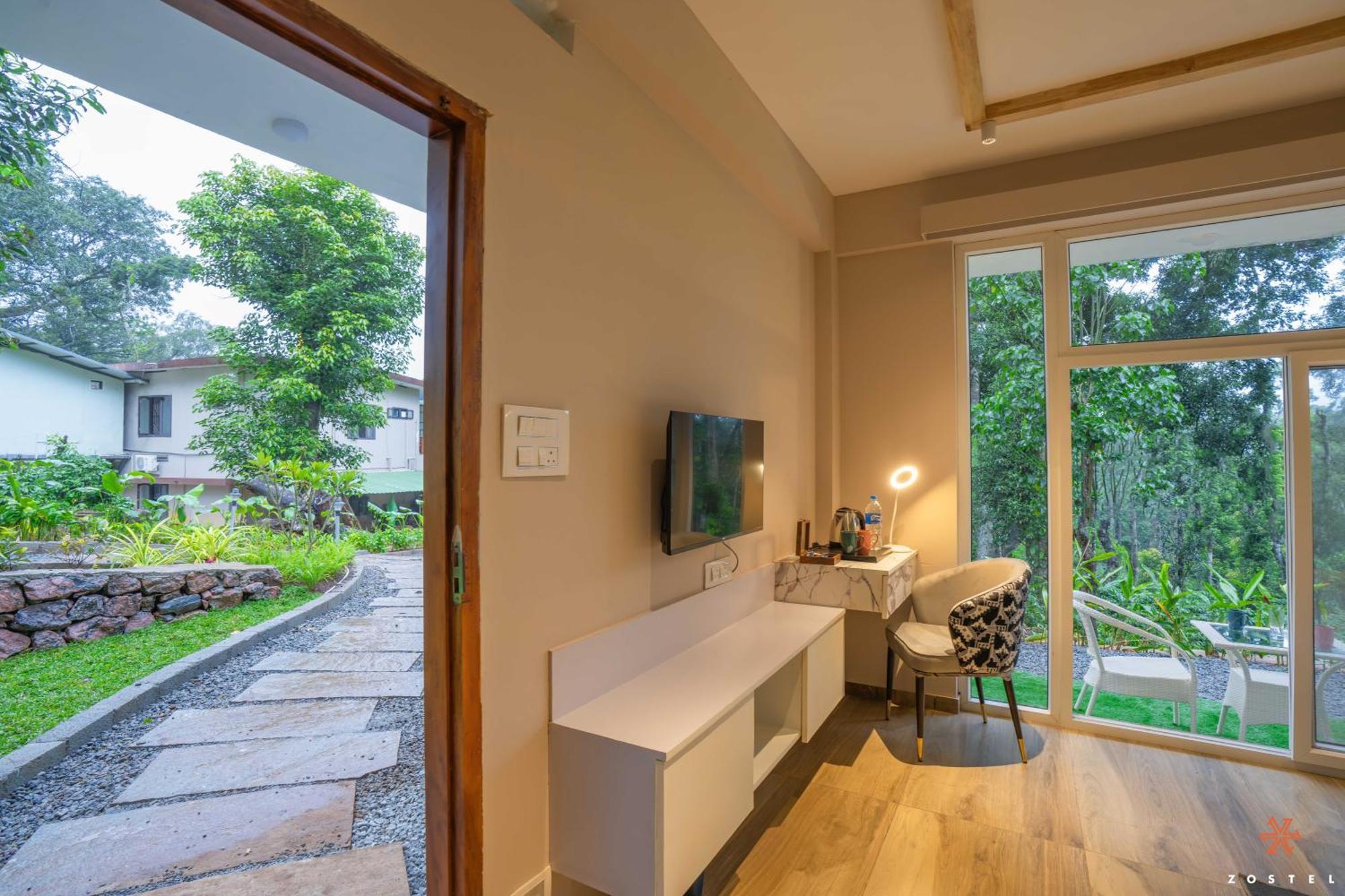 Zostel Coorg, Madikeri Hostel Екстериор снимка